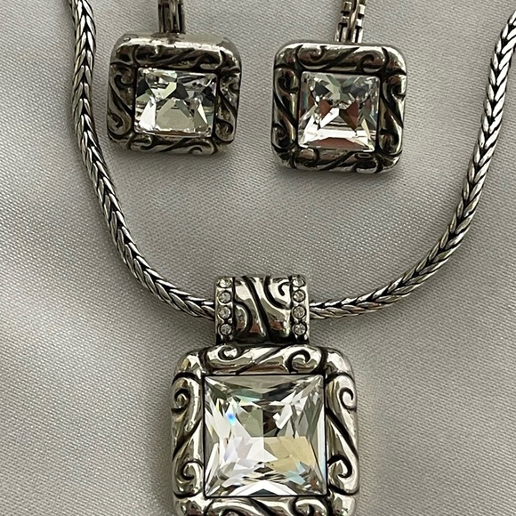 ❤️Brighton Set of necklace and earrings - Picture 5 of 6